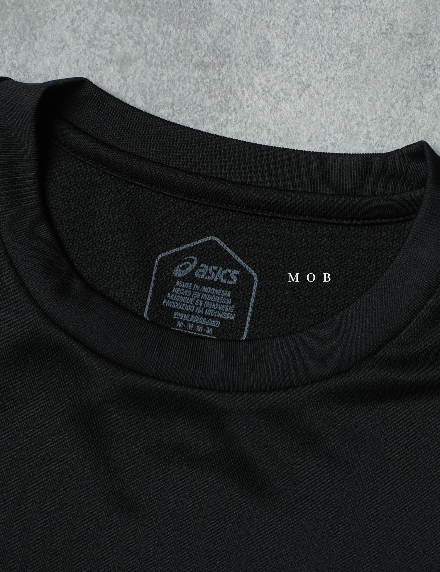 ASSST06003 Team One Point Hand Logo SS Tee Black