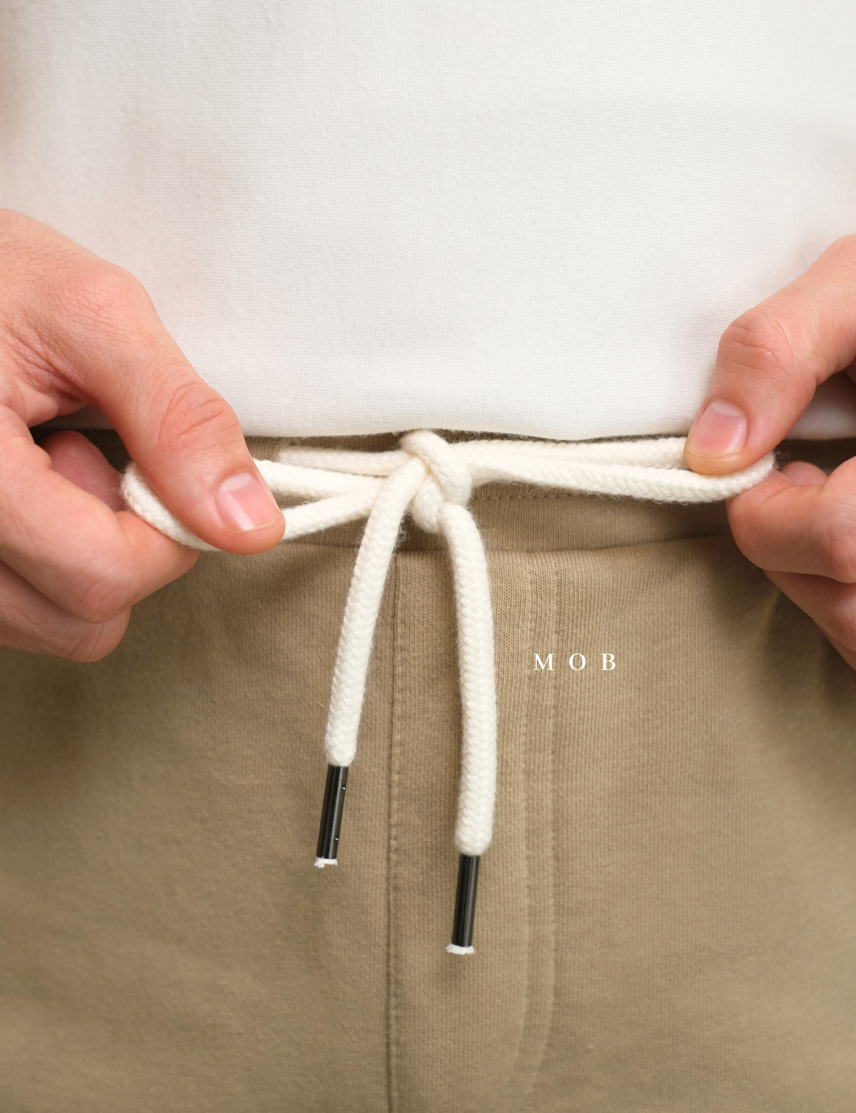GUSR01005 Basic Sweat Shorts Khaki (XS ONLY)
