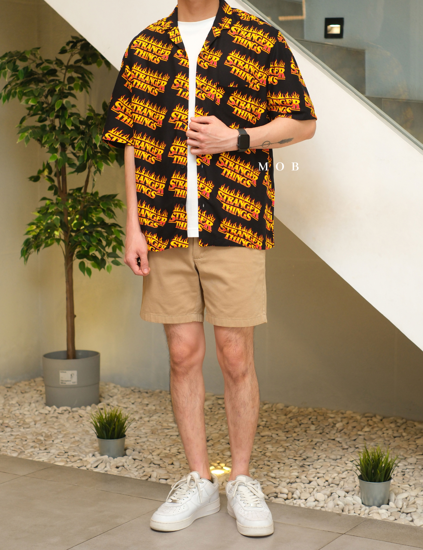 HMSSS03002 Printed Resort SS Shirt Black Stranger Things