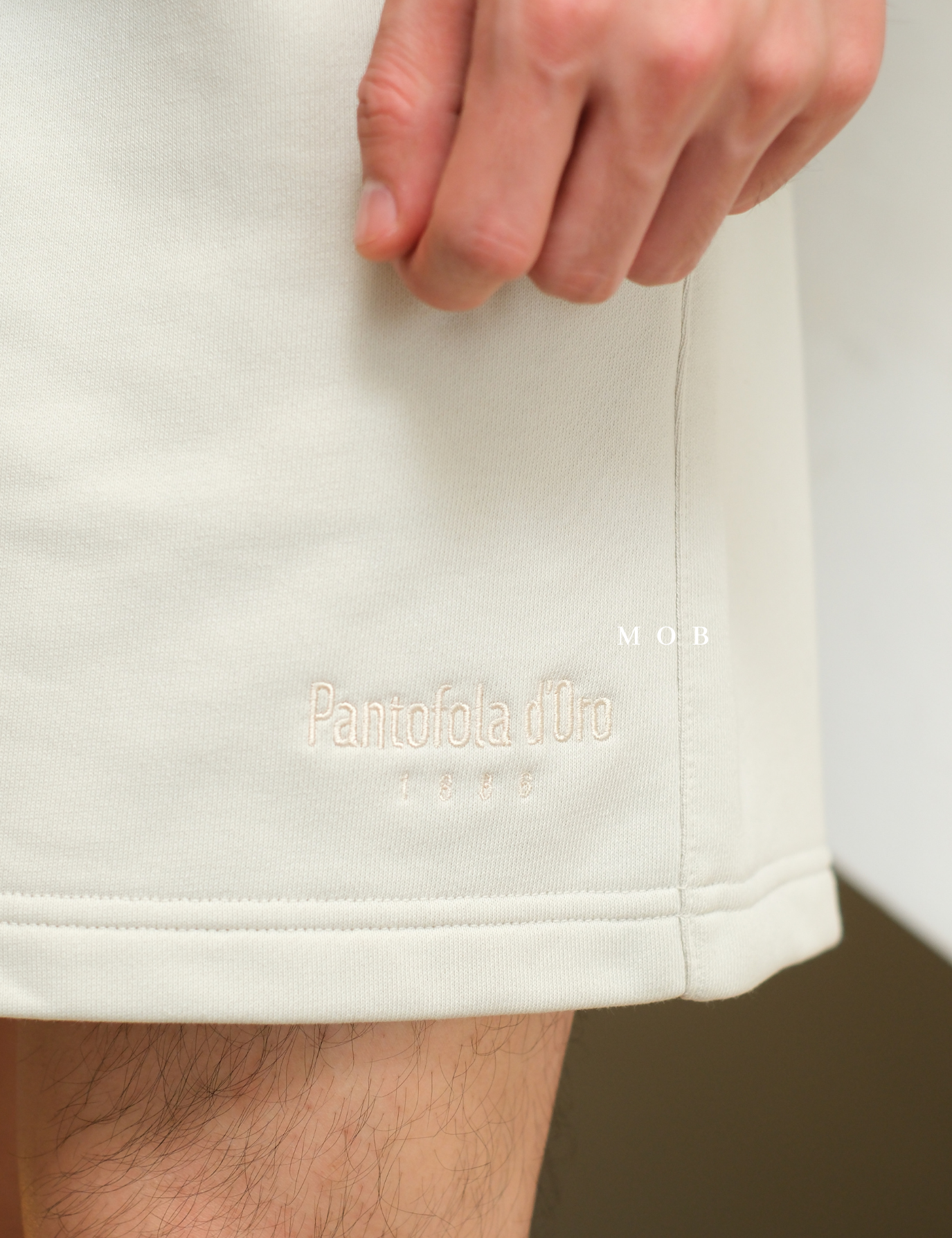 PTDSR01001E Basic Shorts White Ivory