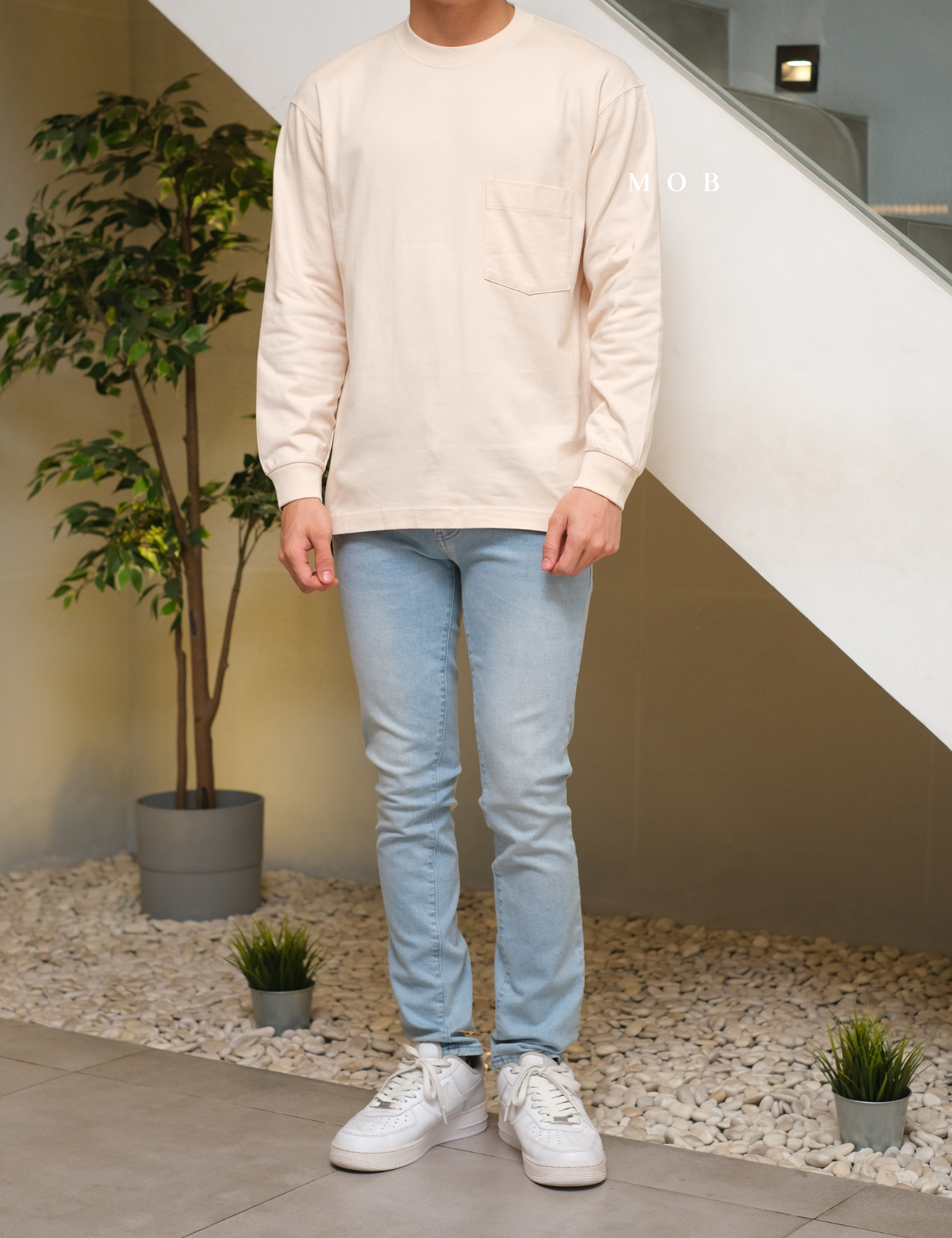 UNQLST02003 Basic Crewneck LS Tee Beige