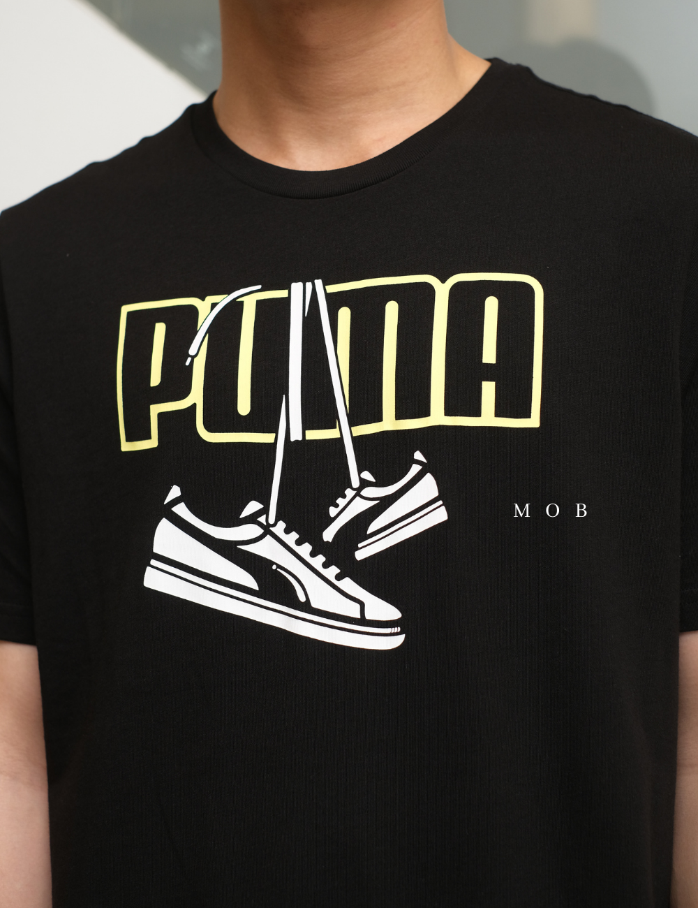 PMSST09015 Sneakers Hanging Series Logo SS Tee Black (S ONLY)