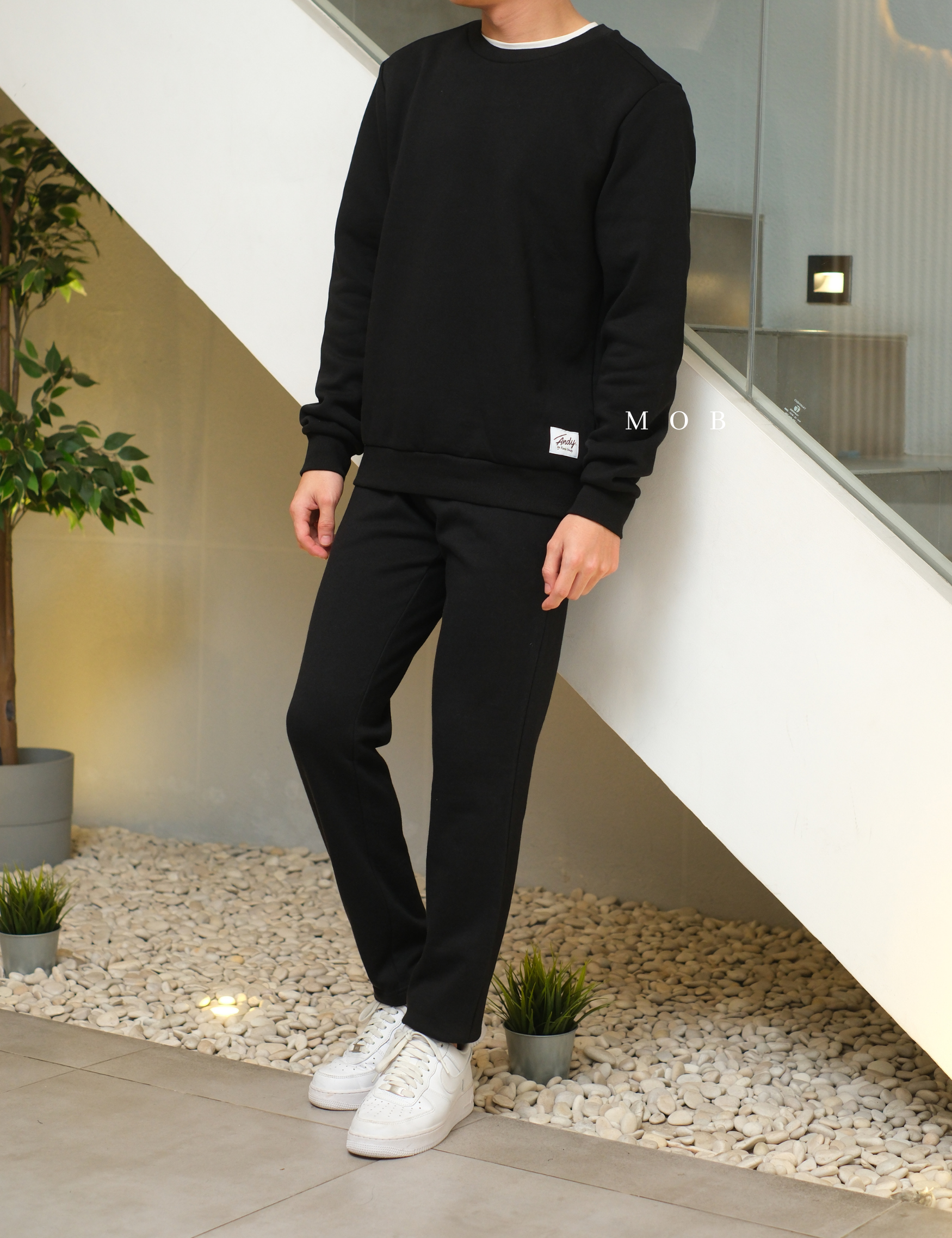 ANDSW01001 Basic SWEATSHIRT Black