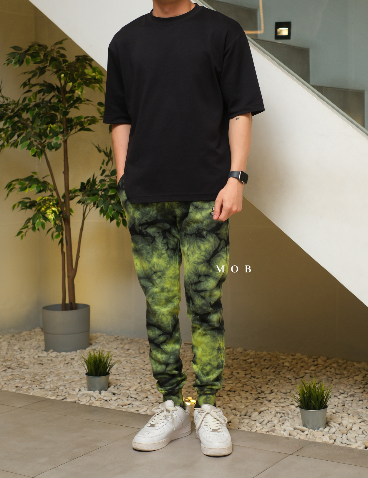 CHMPJP09001D Galaxy Tie Dye Jogger Stabilo Black