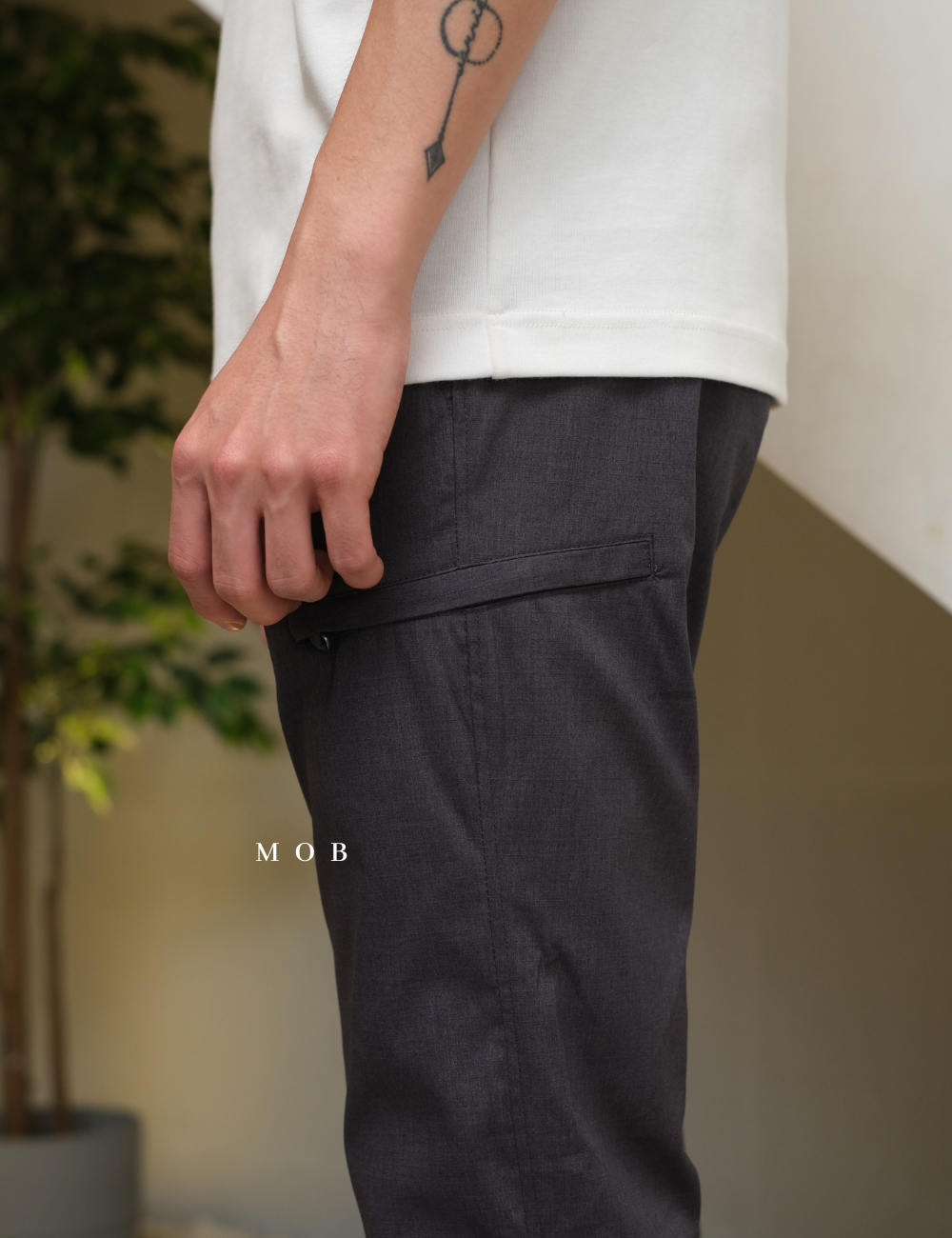 UNQPT14002 Heattech Warm-Lined Pants Side Pockets Dark Grey