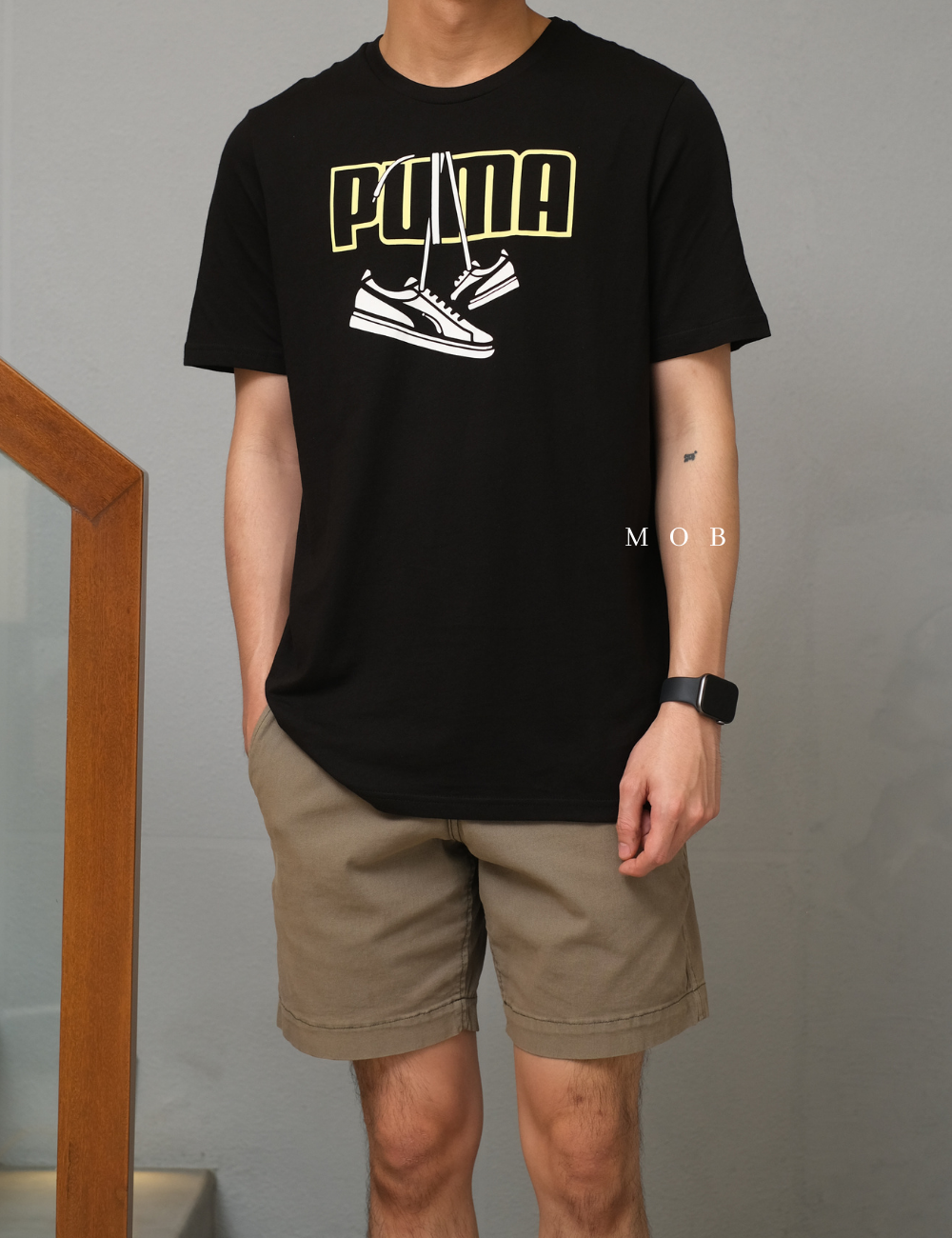PMSST09015 Sneakers Hanging Series Logo SS Tee Black (S ONLY)