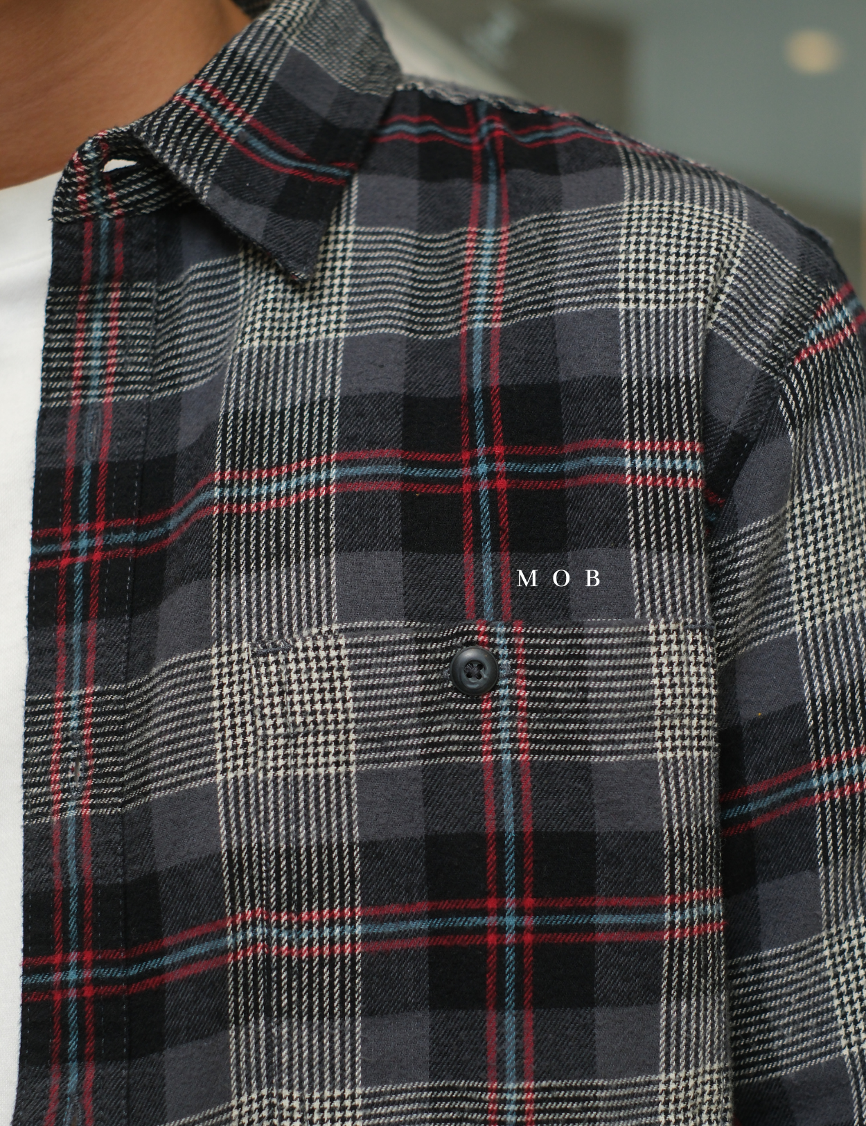 SNMLSS01004 Super Soft Flannel LS Shirt Black Grey Red Plaid
