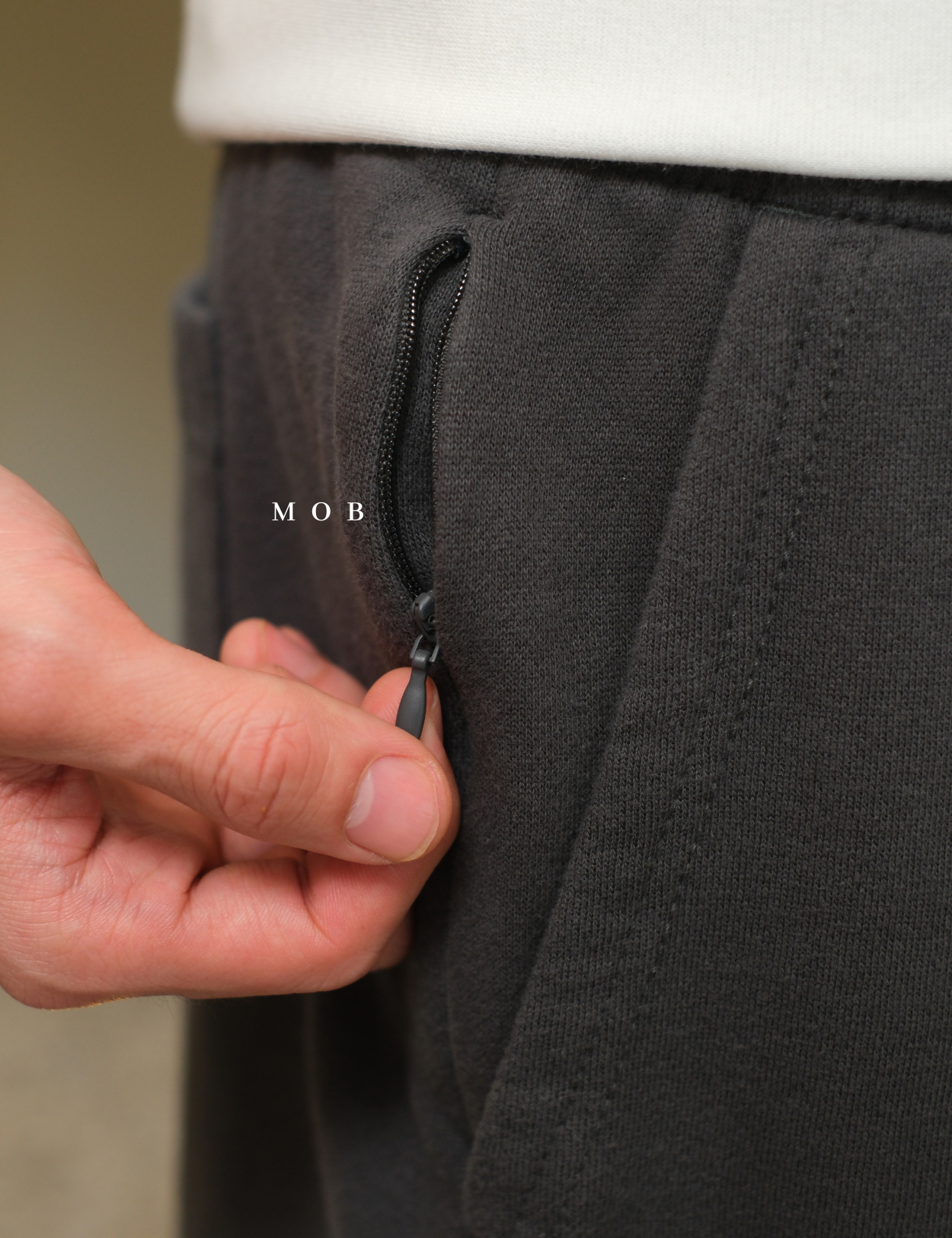 ARSR03001A Basic Solid Fleece Shorts Grey
