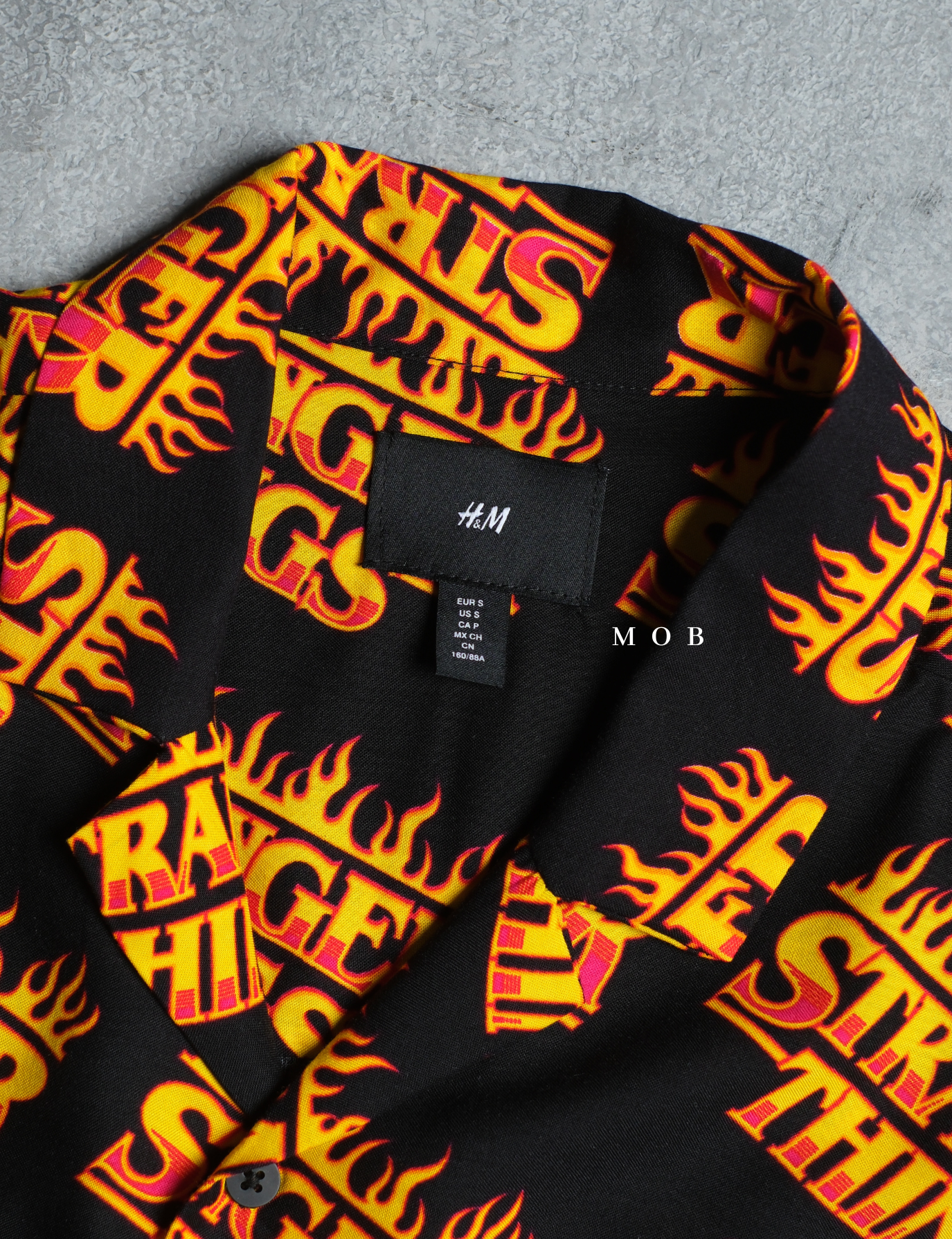HMSSS03002 Printed Resort SS Shirt Black Stranger Things