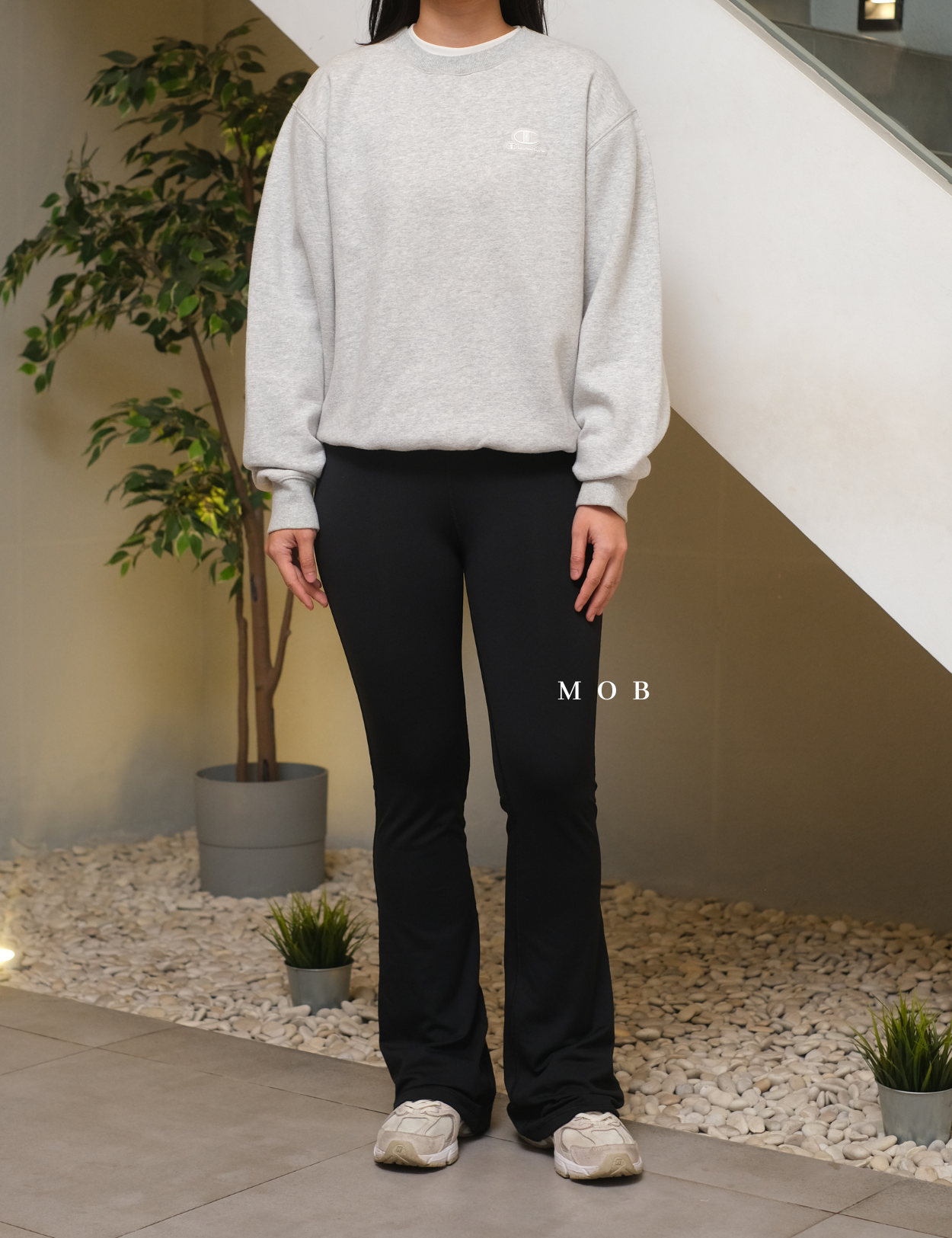 ARPT1401D Buttery Soft CINCH FLARE Leggings Black