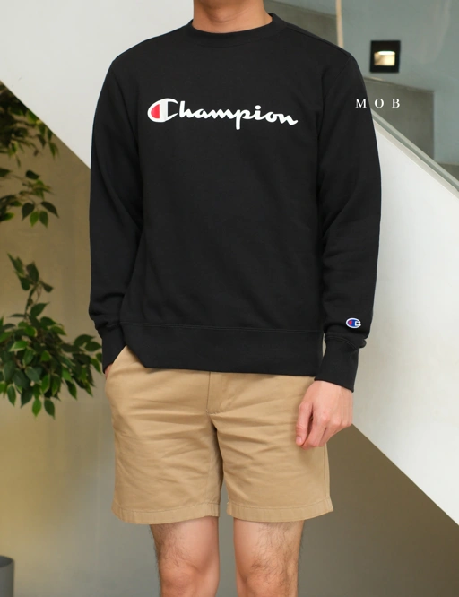 Image of CHMPSW1104B Script Logo Sweatshirt Black