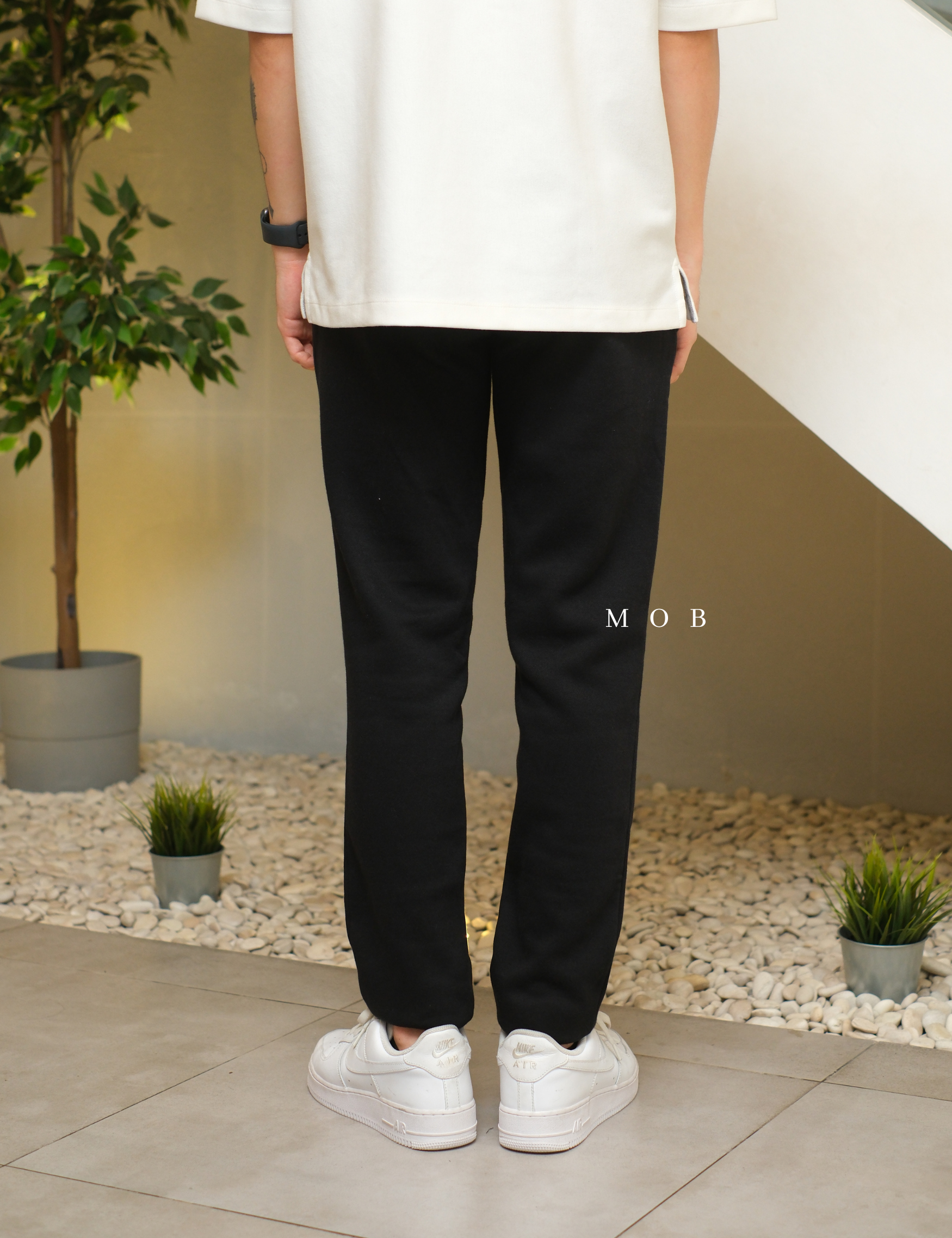 ANDSP01001 Basic SWEATPANTS Black