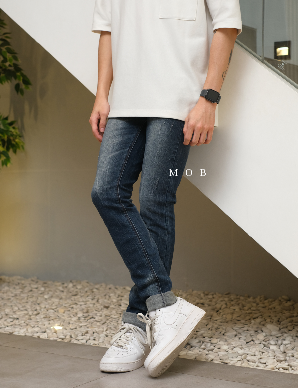 BBGPT01003A Skinny Navy Washed Ripped (28 ONLY)