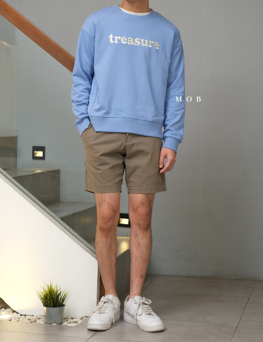 IBSW01001A Treasure Sweatshirt Sky Blue