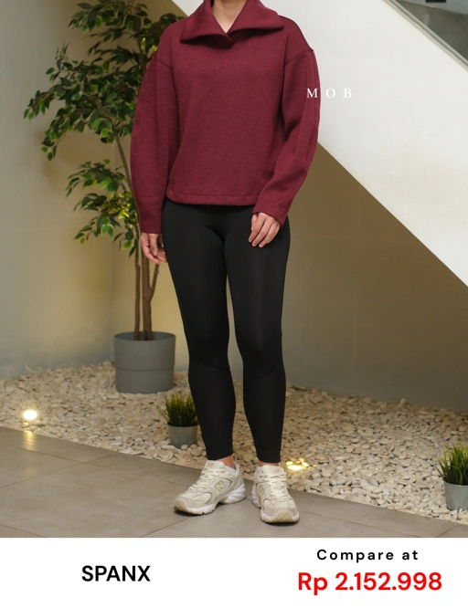 Image of SAXJ01003 AirEssentials Brushed Collared Jacket Maroon