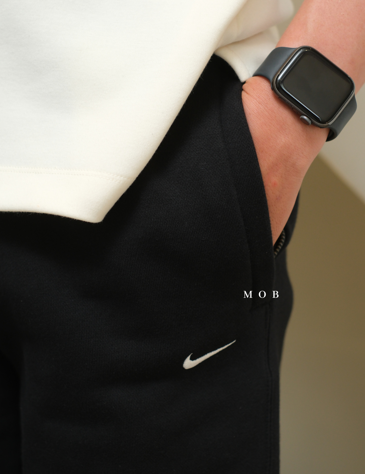 NKPT01001 Lab's Solo Swoosh Fleece Pants Black