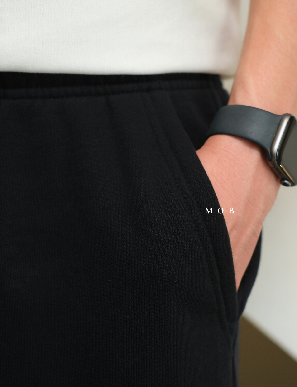 ARSR03001B Basic Solid Fleece Shorts Black
