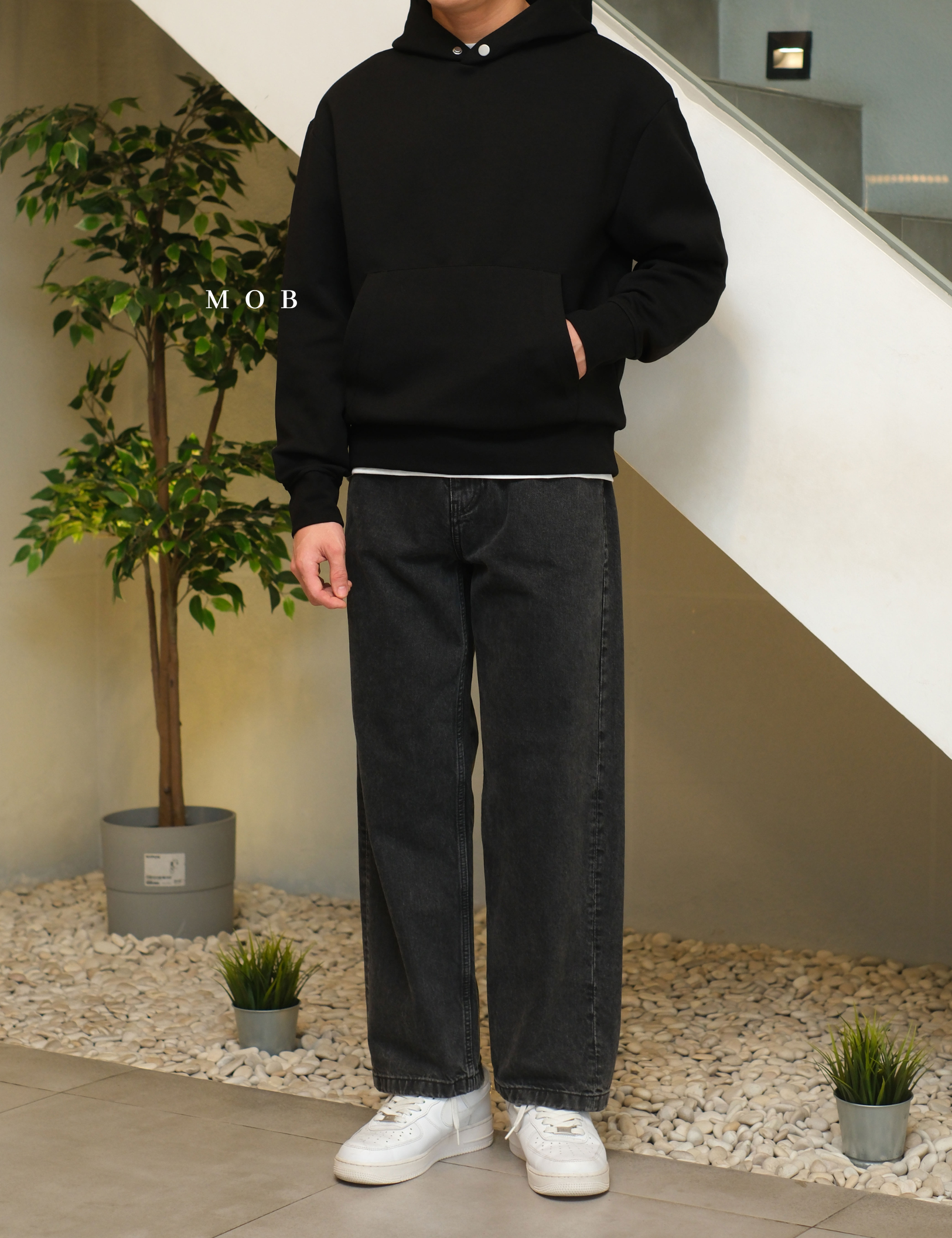 ARK01HDO042 Sovereign Boxy Hoodie Obsidian Black