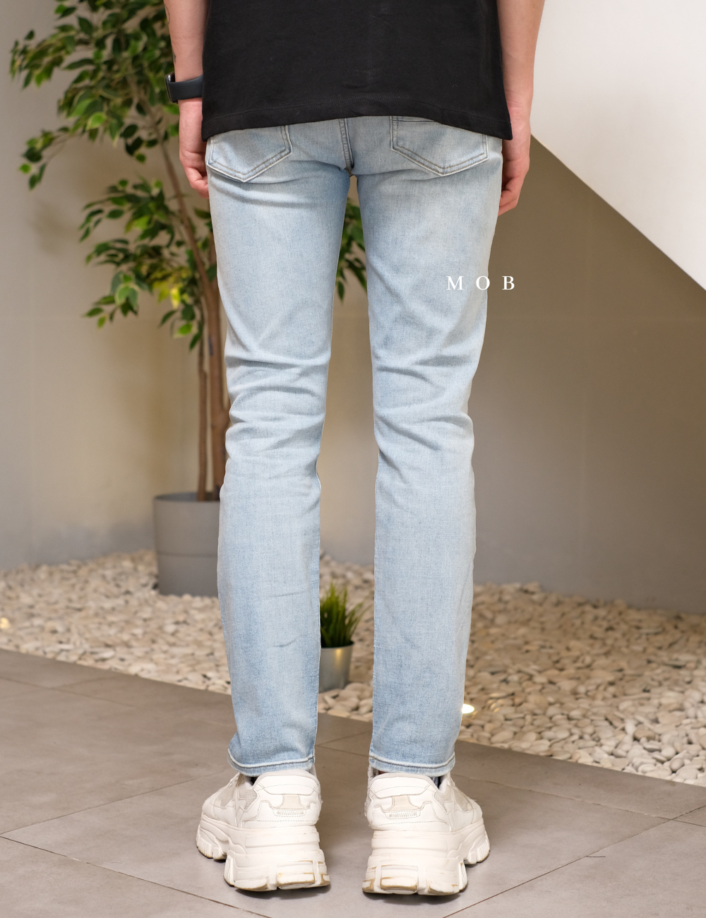 PCSPT02001 Medium Ripped Slim Taper Jeans