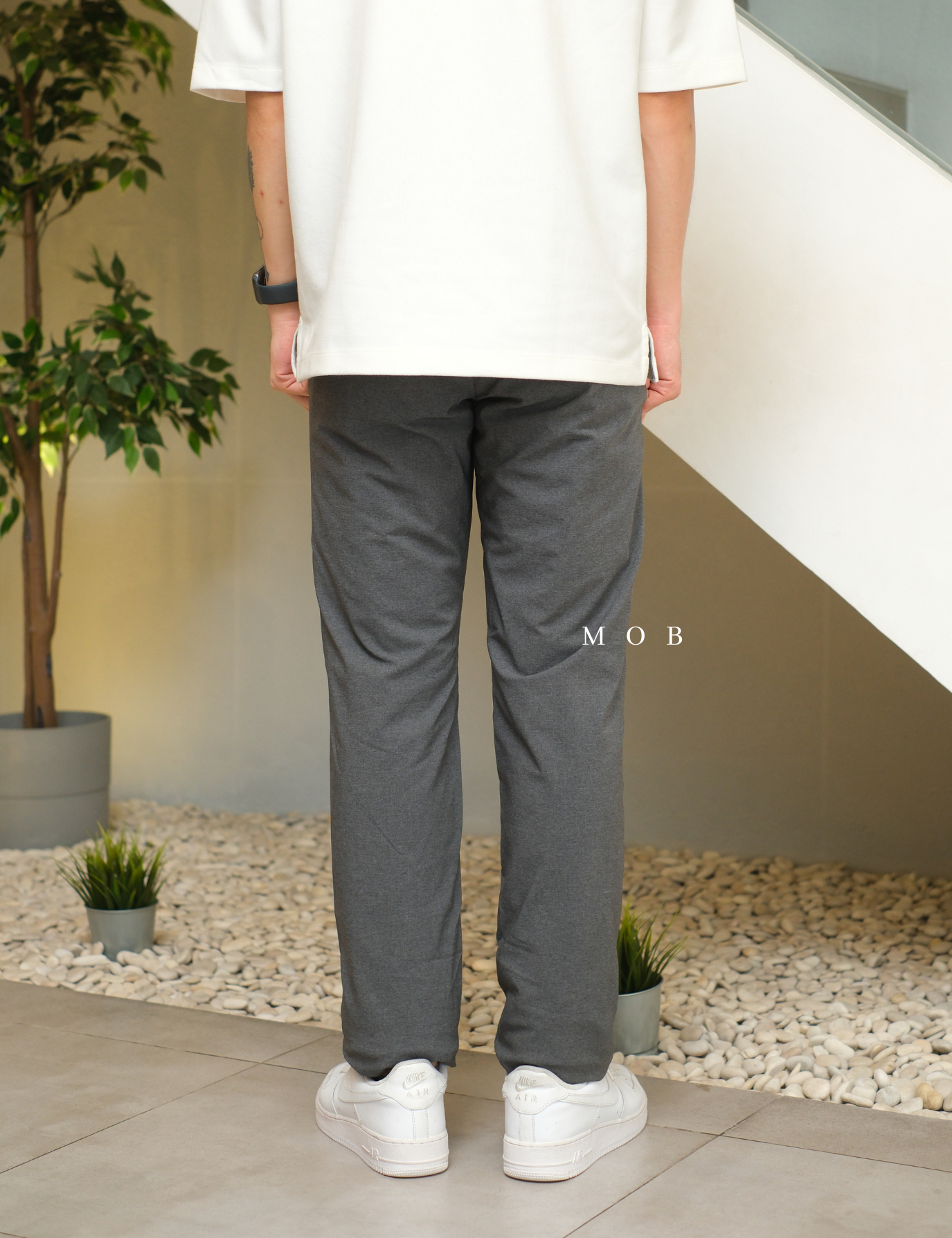 UNQPT16001 Heattech Warm-Lined Pants Dark Grey