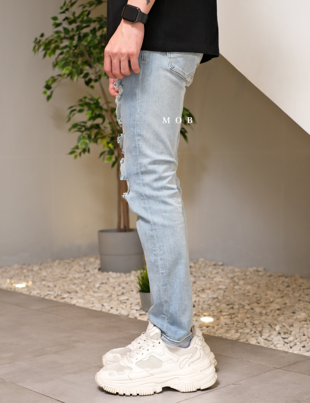 PCSPT02001 Medium Ripped Slim Taper Jeans