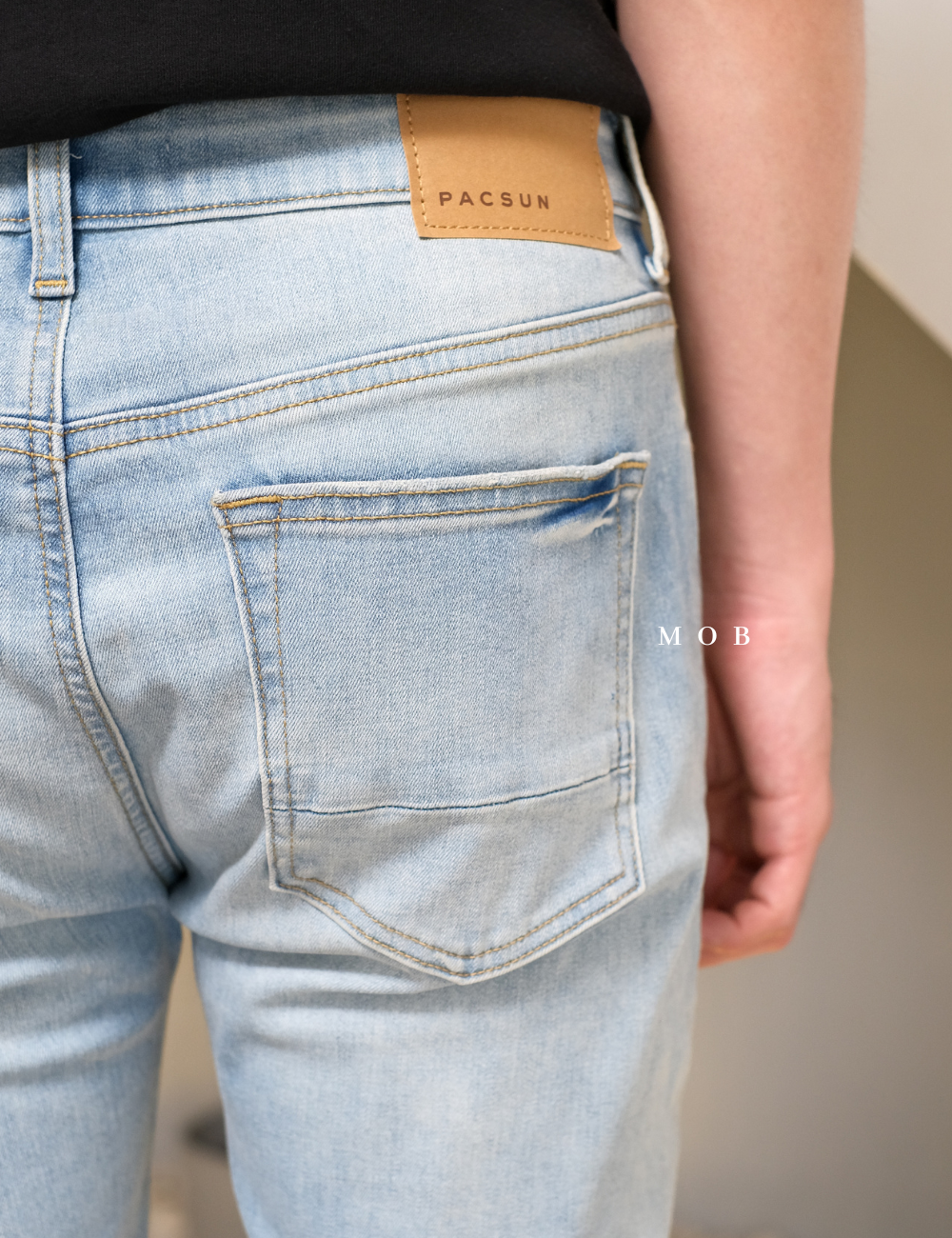 PCSPT02001 Medium Ripped Slim Taper Jeans