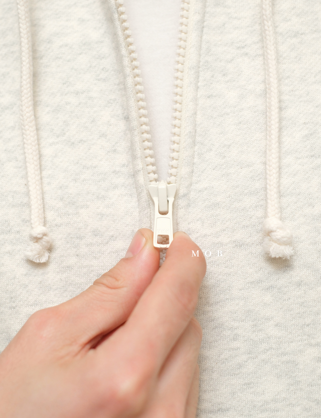 CHMPFZ05002 Basic Small Logo Full Zip Hoodie Ivory Misty