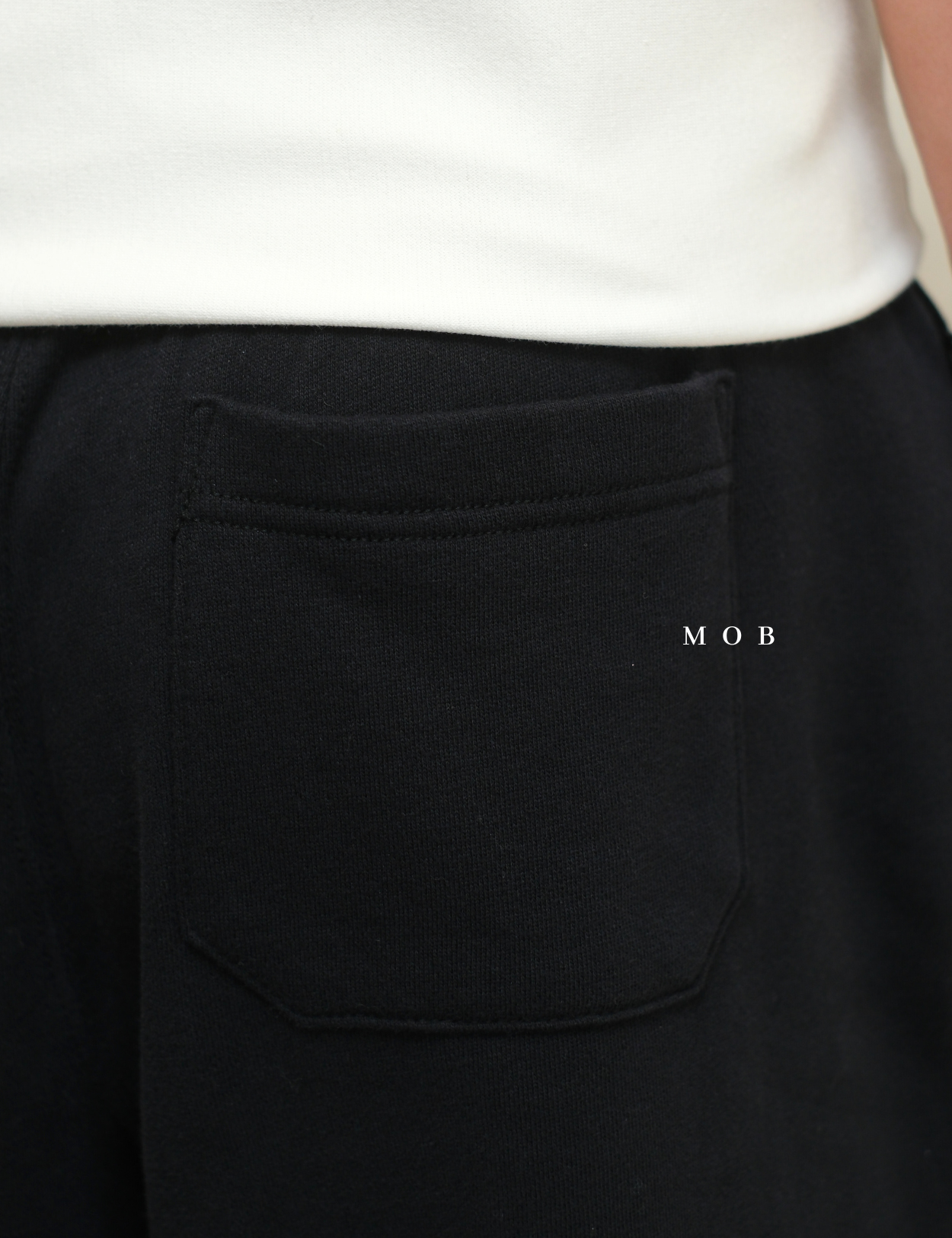 ARSR03001B Basic Solid Fleece Shorts Black
