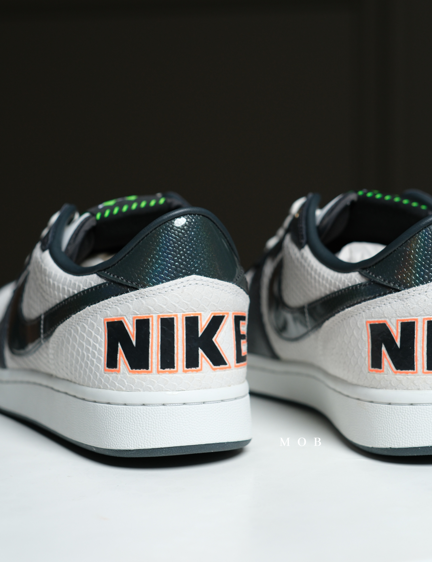 NKSSH02004 Terminator Low OG Shoes Summit White Anthracite