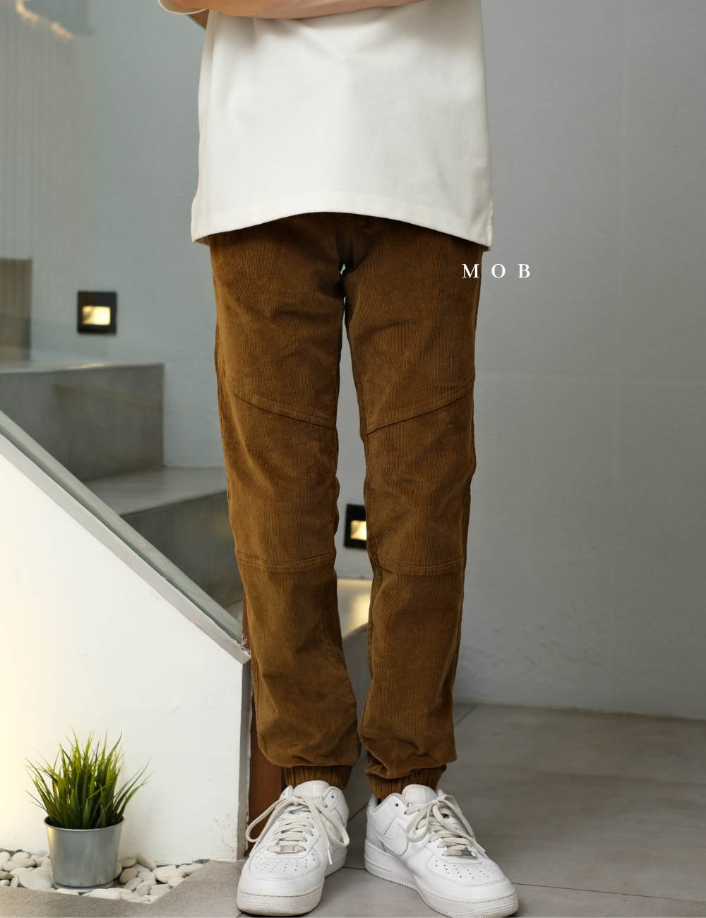 SOJP01001 Corduroy Jogger Pants Brown
