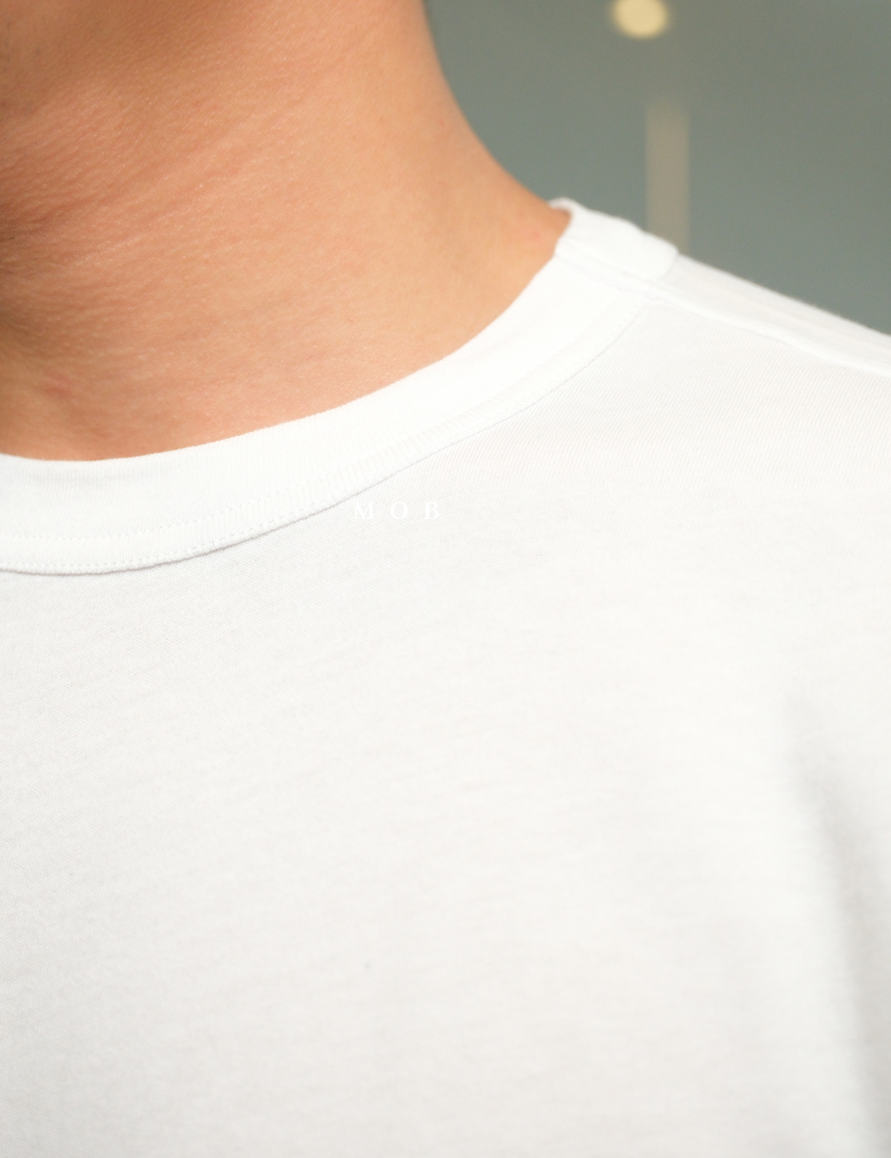 CHMPSST2404A C Small Logo Blue Red SS Tee White