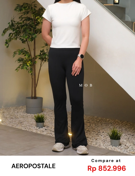 Image of ARPT1401D Buttery Soft High Rise Cinch Flare Leggings Black