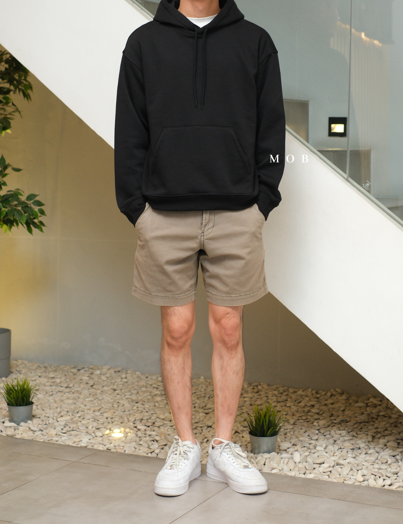 HMHOD03001C RELAXED FIT Pullover Hoodie Black V1