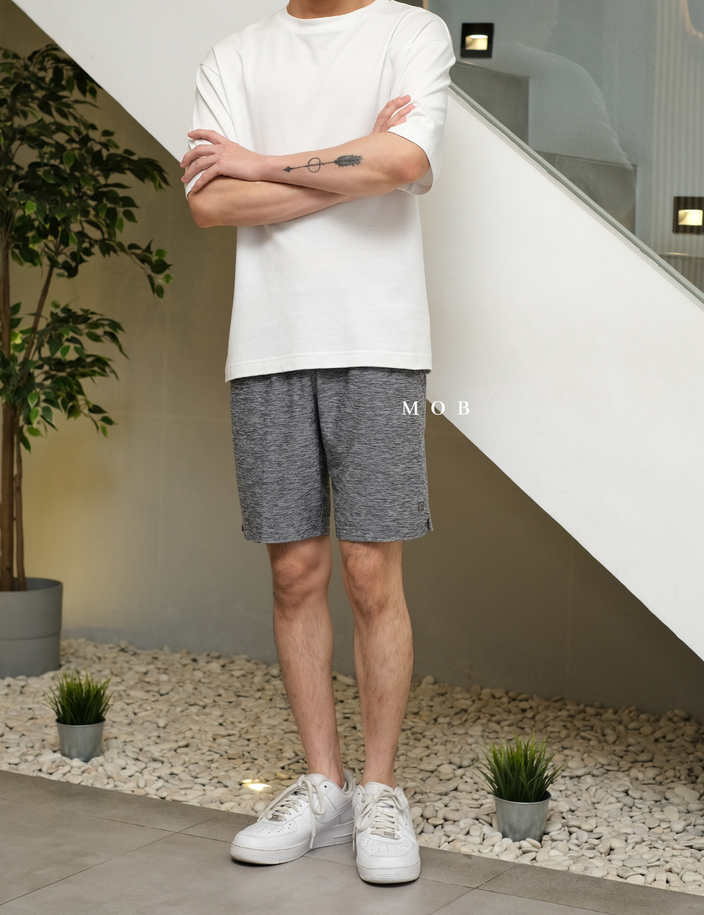 LAYSR01003 Short Inseam 9 Grey Misty
