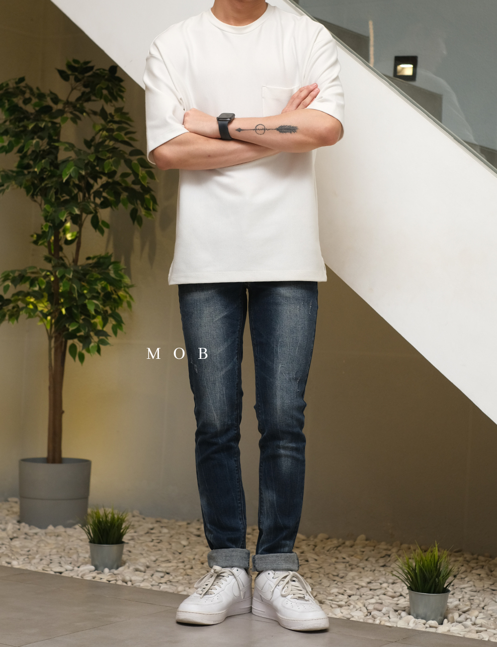 BBGPT01003A Skinny Navy Washed Ripped (28 ONLY)