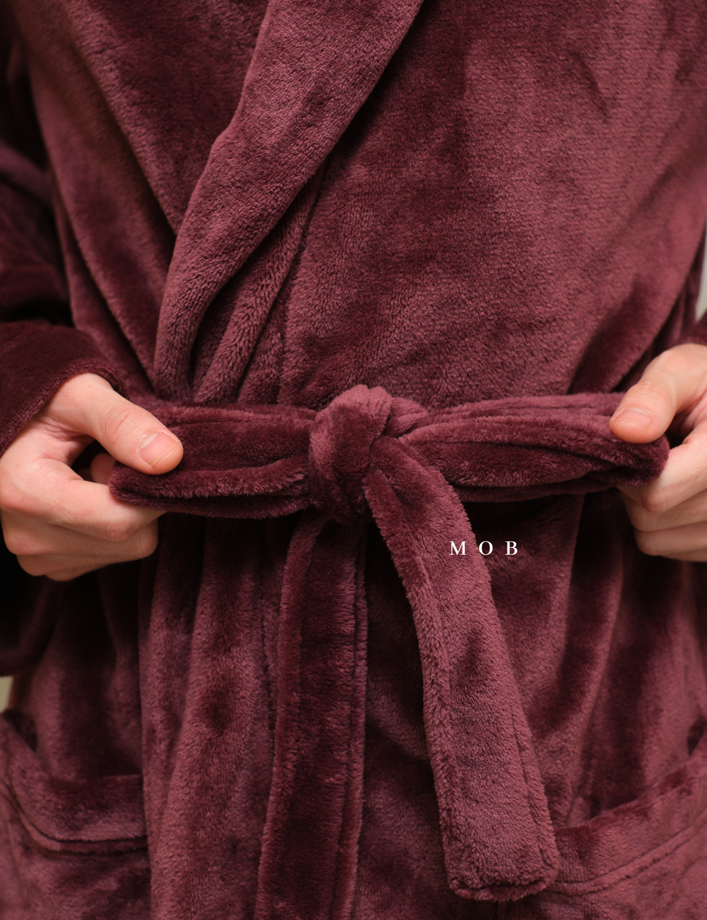 GFSLW01001 Fluffy Plush Robe Burgundy 