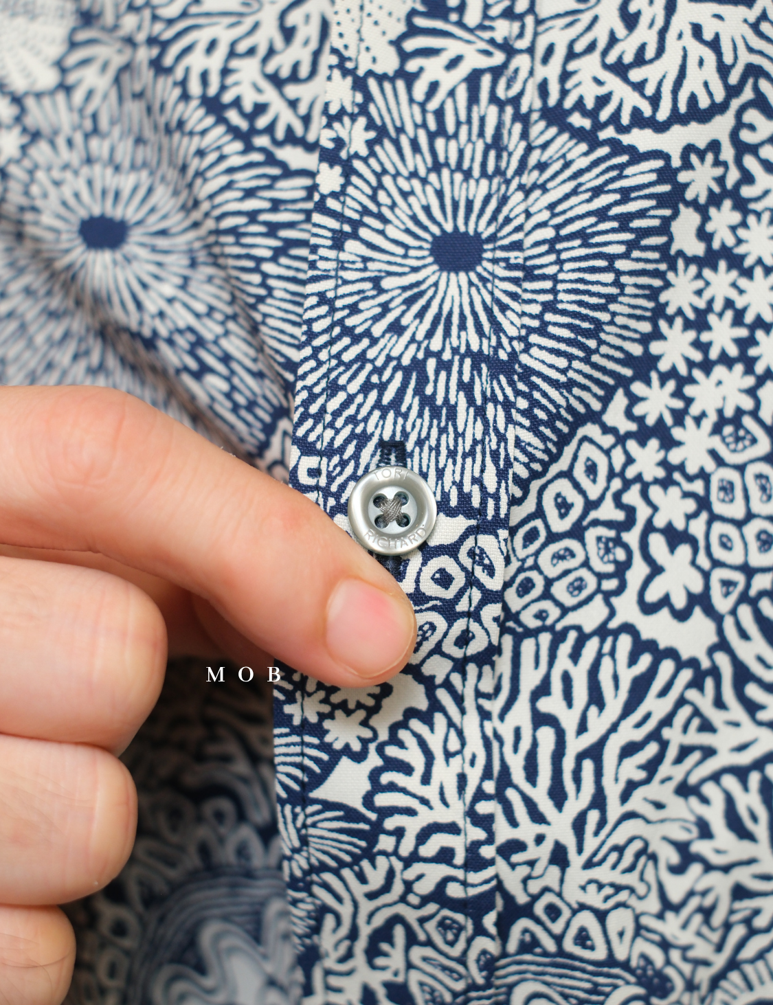 TORLSS01005 Printed LS Shirt Navy Floral