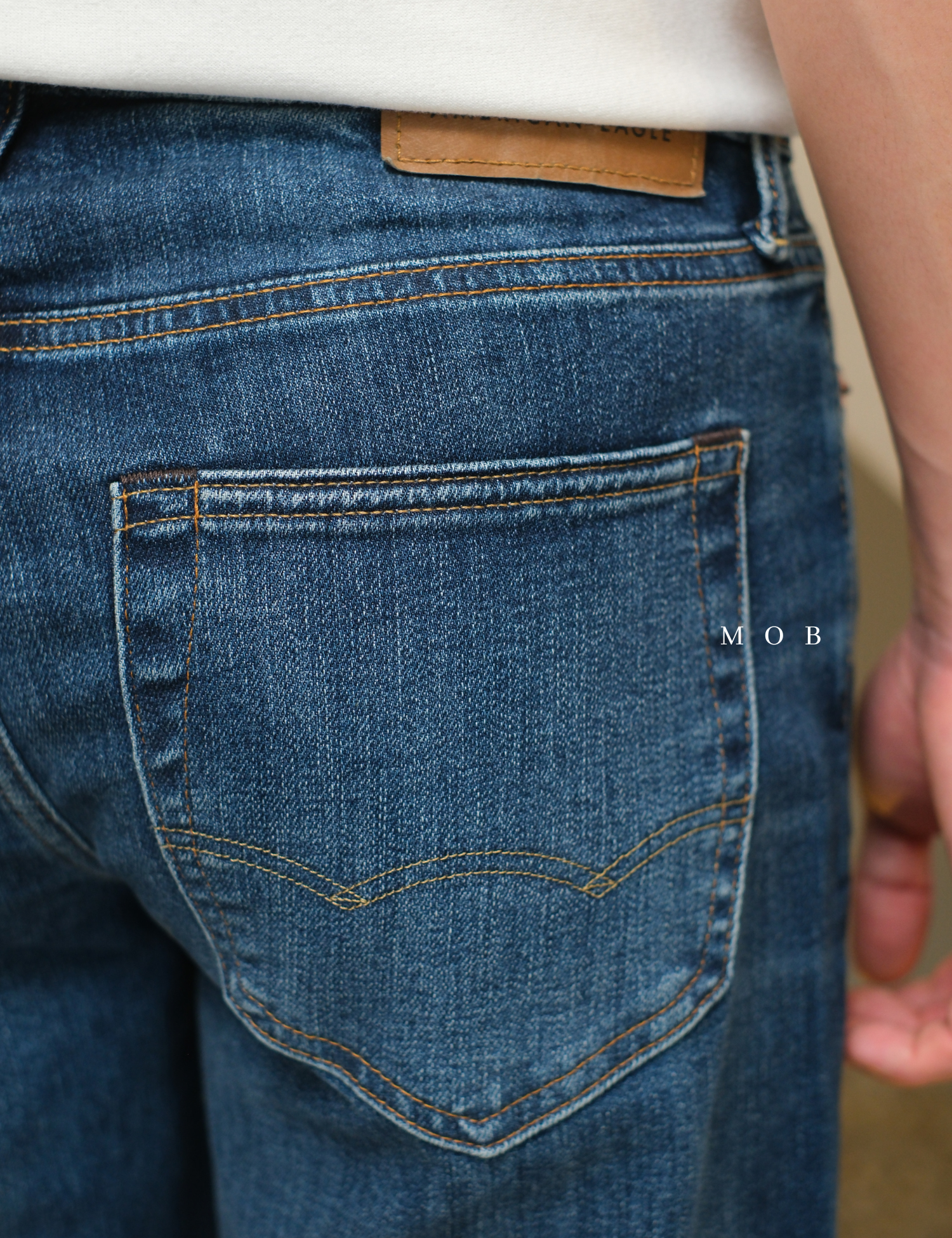AEPT03002 AirFlex+ Original Straight Jeans Medium Blue SMALL Ripped