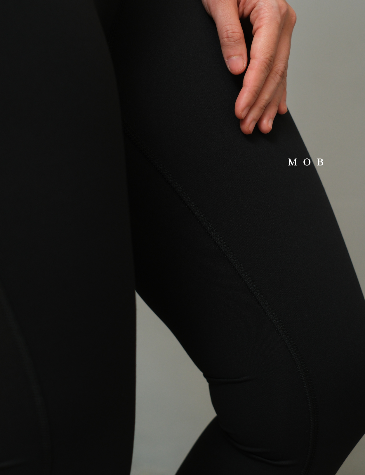 ARPT1403A Buttery Soft Cinch Waist Leggings Black