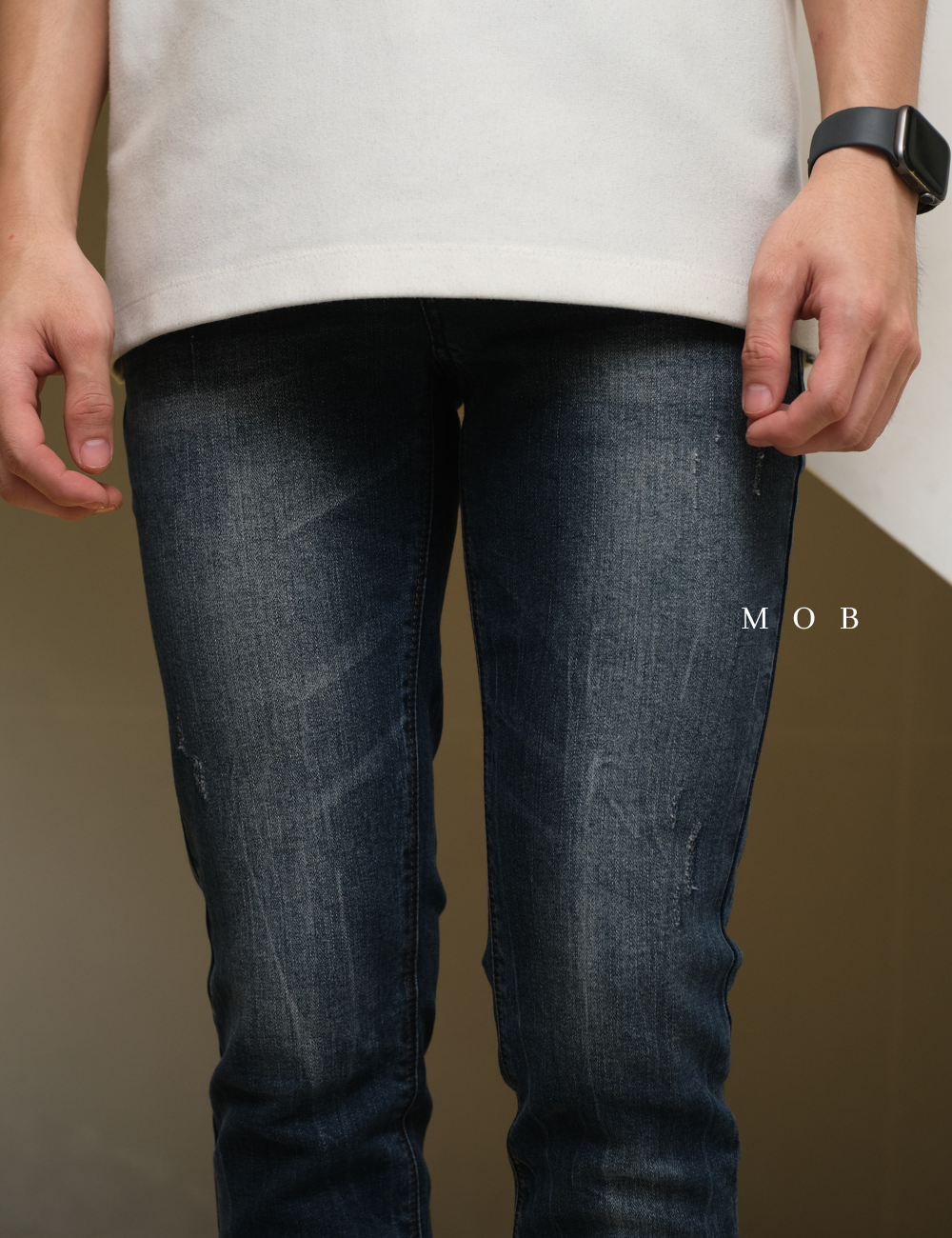 BBGPT01003A Skinny Navy Washed Ripped (28 ONLY)