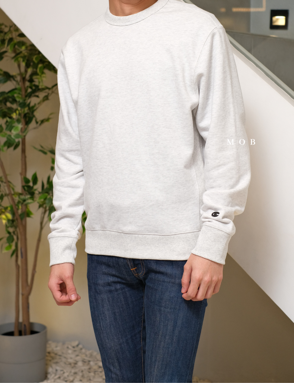CHMPSW06003C Premium Weave Crew Light Grey