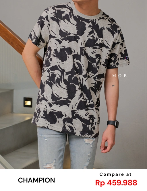 Image of CHMPSST2102B Brushstroke Camo SS Tee Grey Black