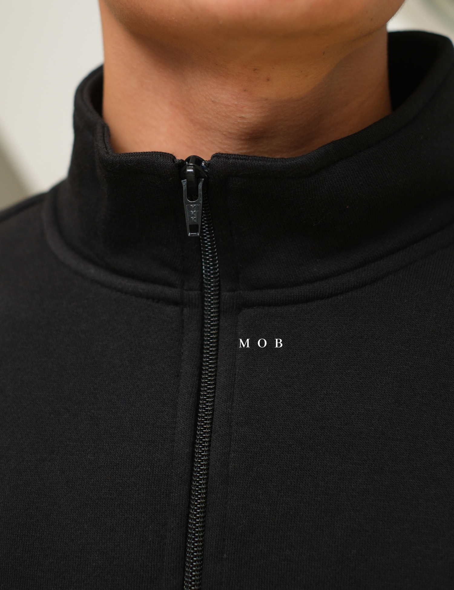 STSW05001C Basic 1/4 Zip Sweatshirt Black