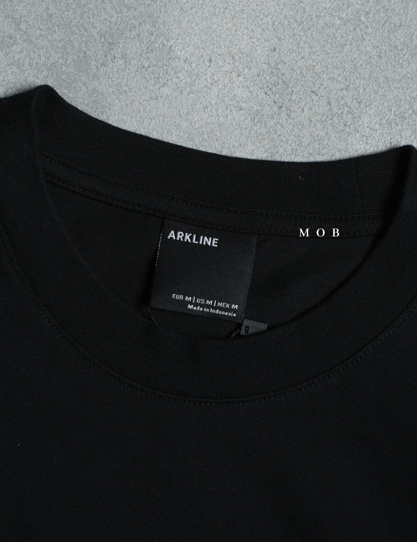 ARK01SST025 Paradox T-shirt Obsidian Black
