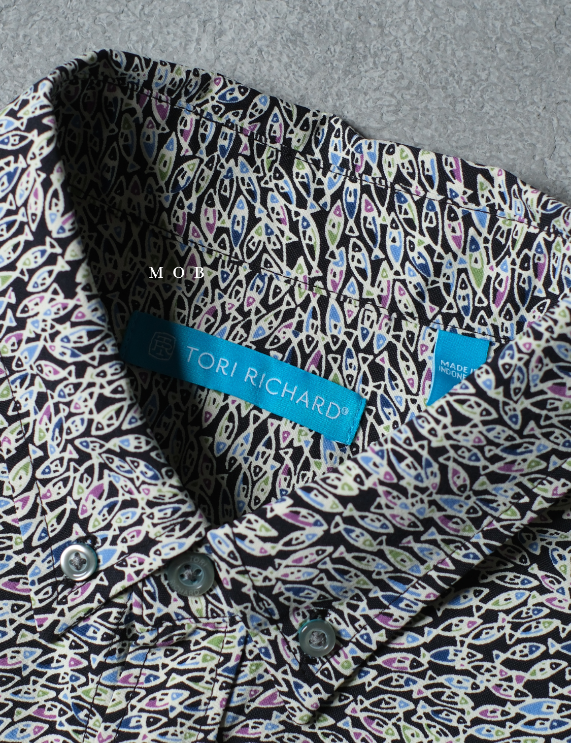 TORLSS01007B Printed LS Shirt Black Fish