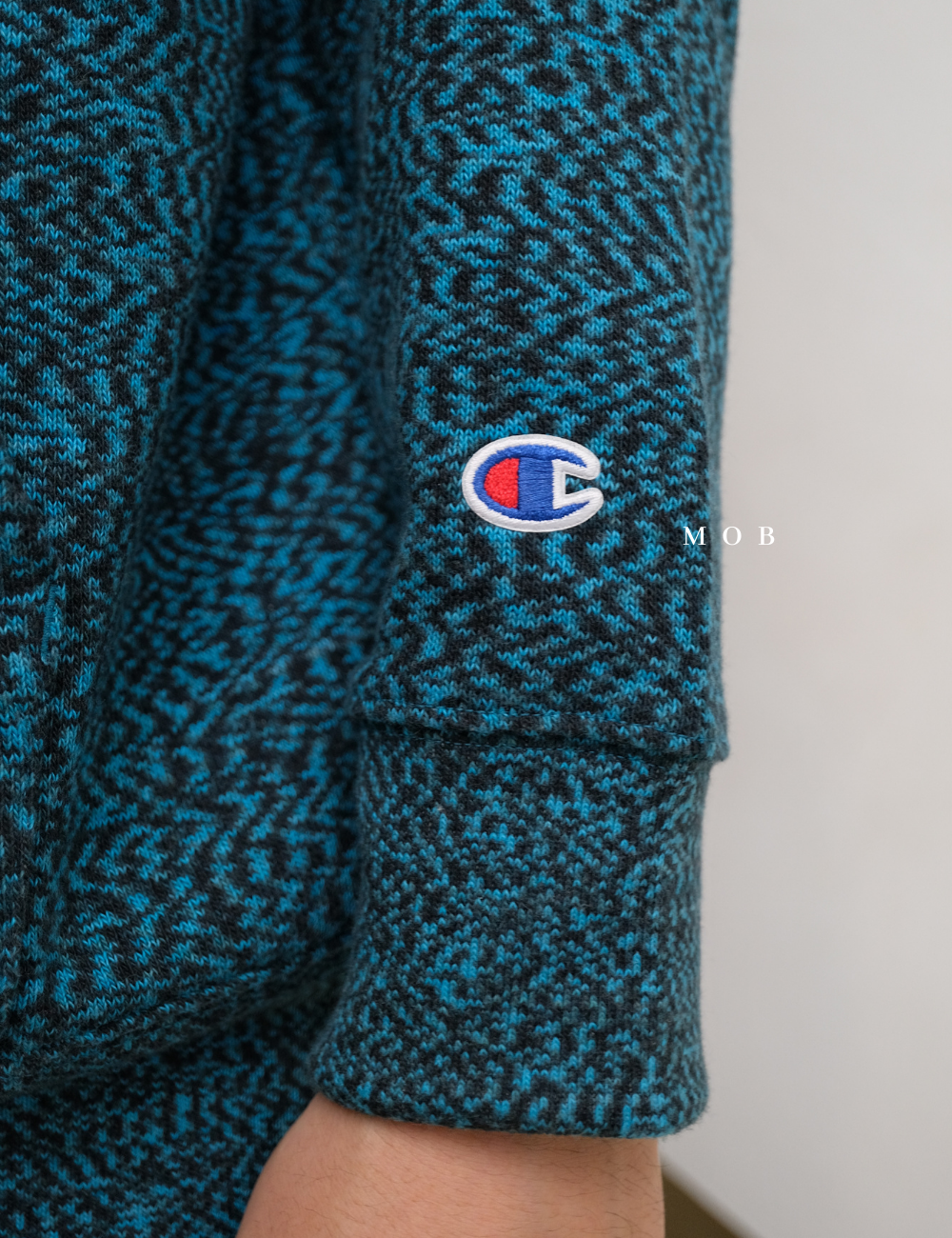 CHMPHOD1607A Glitch French Terry Embroidered C Logo Hoodie Coastal Blue