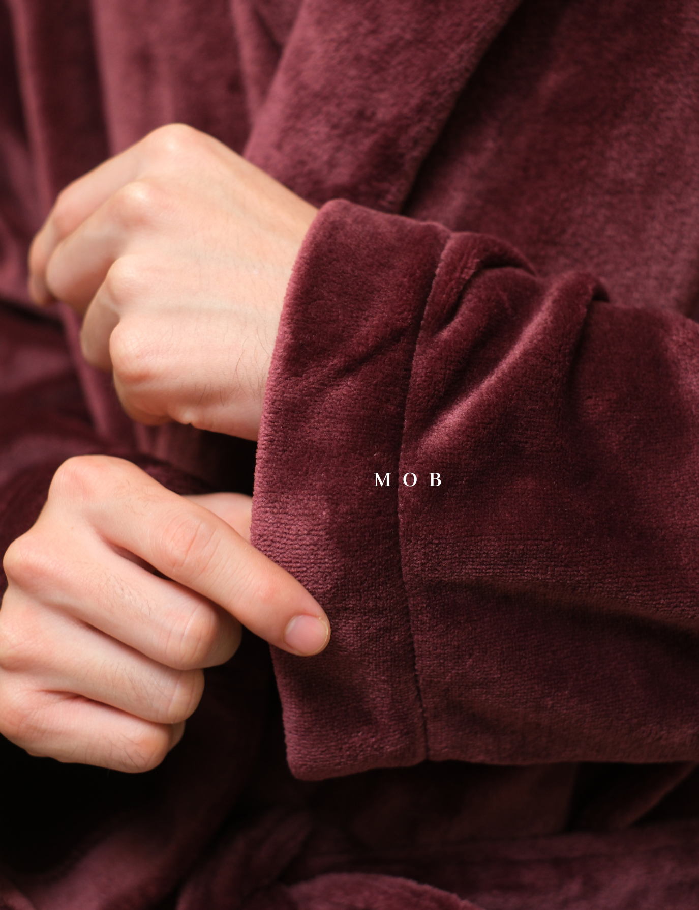 GFSLW01001 Fluffy Plush Robe Burgundy 