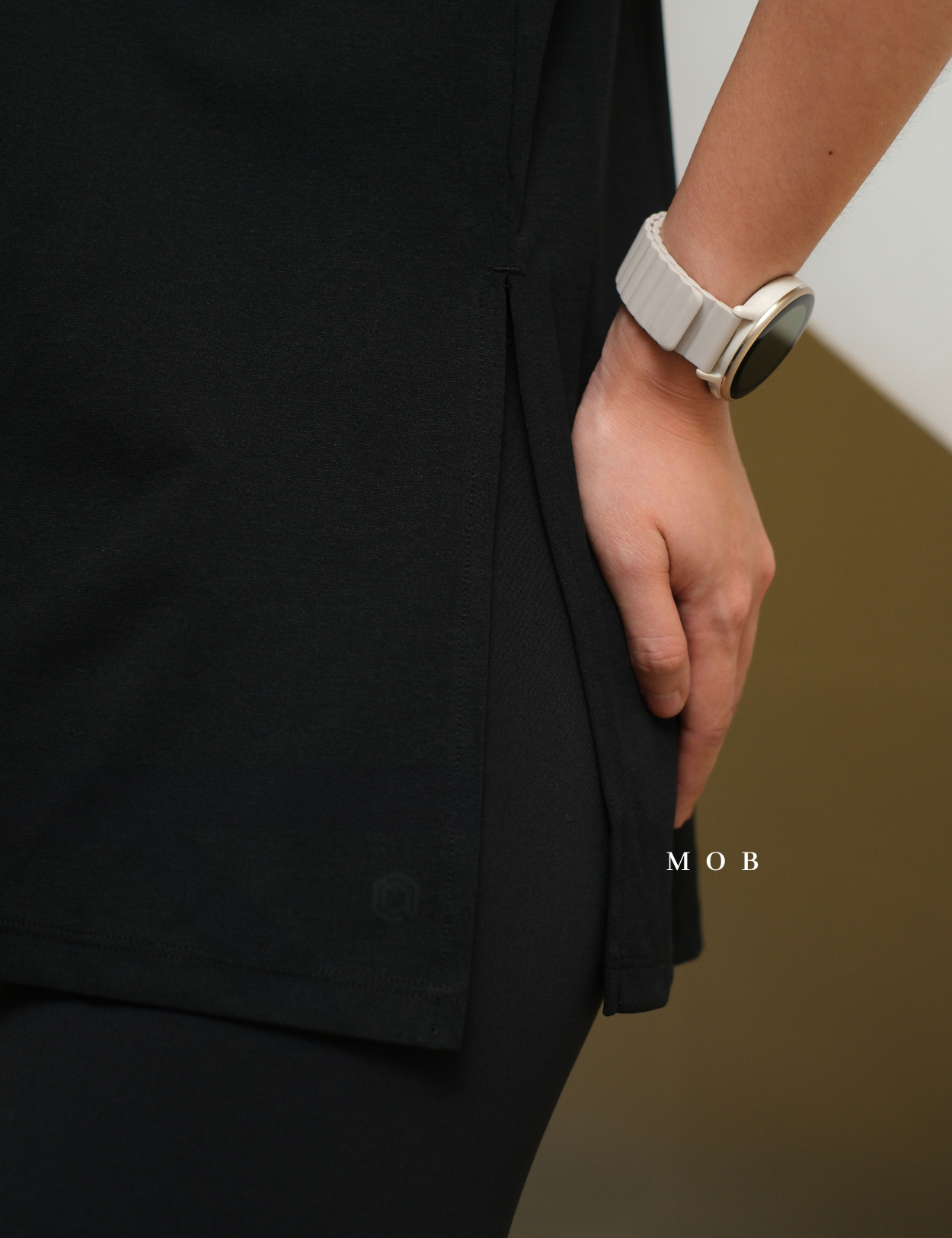TOPSST03001A UV & Cooling SS Tee Black