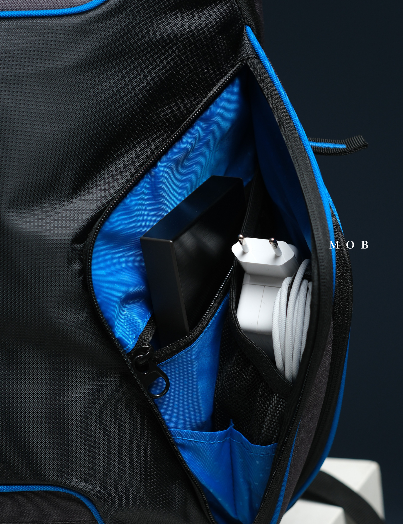 OGBAG02003B Hatch Pack Backpack Black BLUE