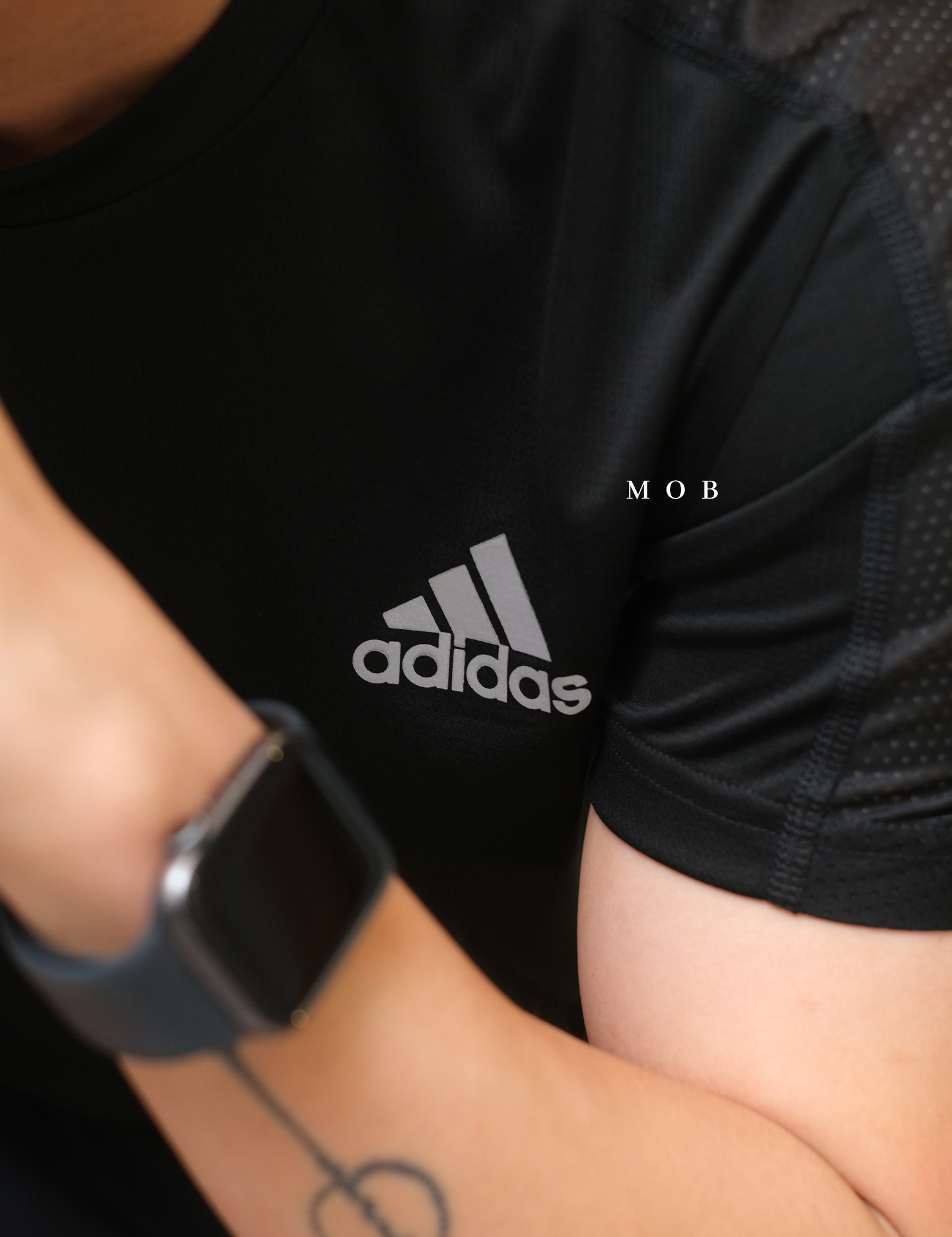 ADDSSST07004B Own The Run SS Tee SIDE Aeroready Black (M ONLY)
